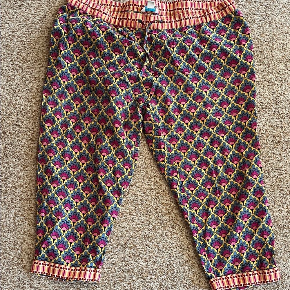 Sundance Pink and Green Patterned Cropped Pants.